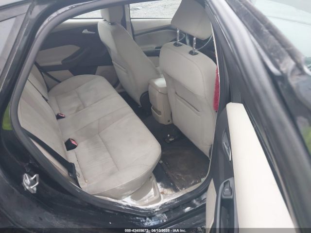 1FADP3F26FL262710 Ford FOCUS SE