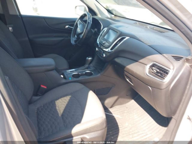 3GNAXJEV9JS591330 Chevrolet EQUINOX LT
