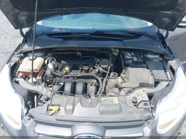 1FADP3K20EL188088 Ford FOCUS SE