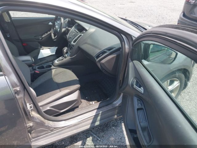 1FADP3K20EL188088 Ford FOCUS SE