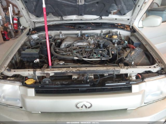 2001 INFINITI QX4 JNRDR07Y21W104846 Photo 9