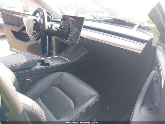 2023 TESLA MODEL Y 7SAYGDEE9PF917186 Photo 4