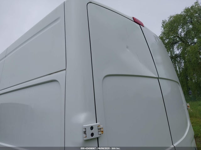 1N6BF0LY0KN810529 Nissan Nv Cargo Nv2500 Hd Sv V6