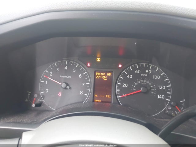 1N6BF0LY0KN810529 Nissan Nv Cargo Nv2500 Hd Sv V6