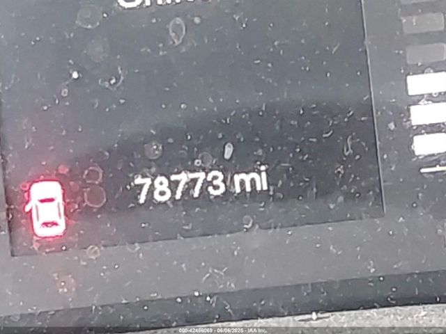 1C4PJLAB6HW617599 Jeep Cherokee Altitude Fwd