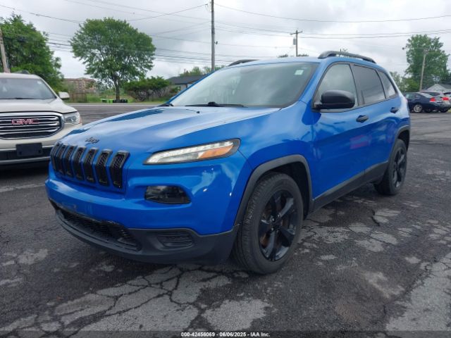 1C4PJLAB6HW617599 Jeep Cherokee Altitude Fwd