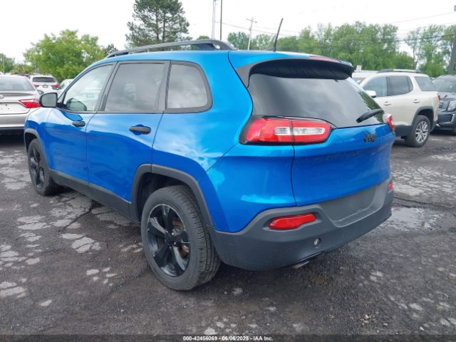 1C4PJLAB6HW617599 Jeep Cherokee Altitude Fwd