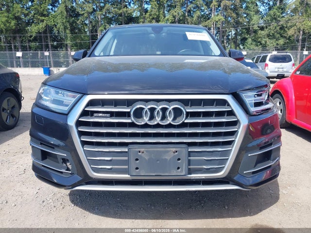 WA1LHAF74HD040872 Audi Q7 2.0t Premium