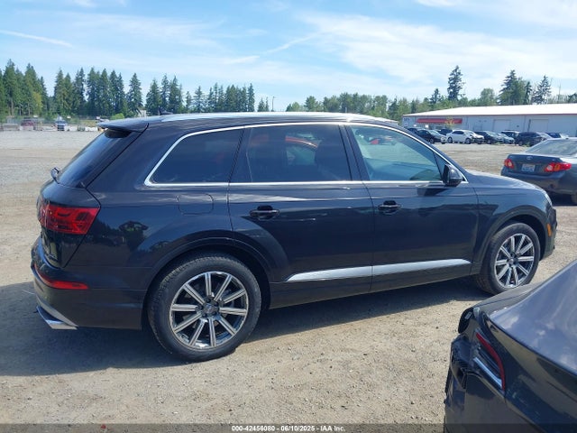 WA1LHAF74HD040872 Audi Q7 2.0t Premium