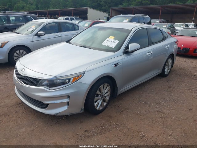 42456102 :رقم المزاد ، 5XXGT4L39JG264711 vin ، 2018 Kia Optima Lx مزاد بيع