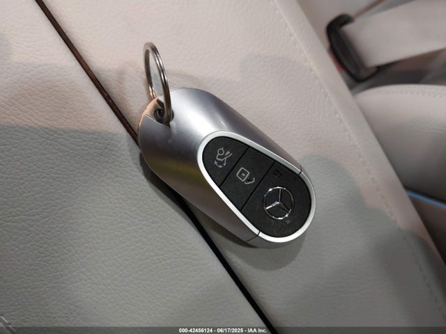W1KEG2CB4PF035468 Mercedes-Benz 2023
