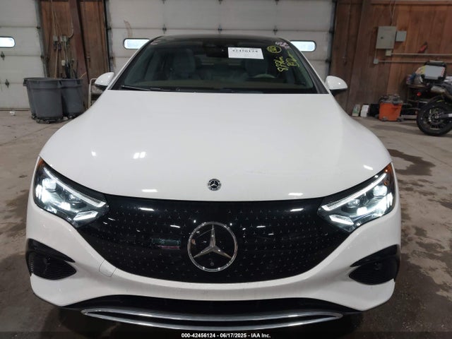 W1KEG2CB4PF035468 Mercedes-Benz 2023