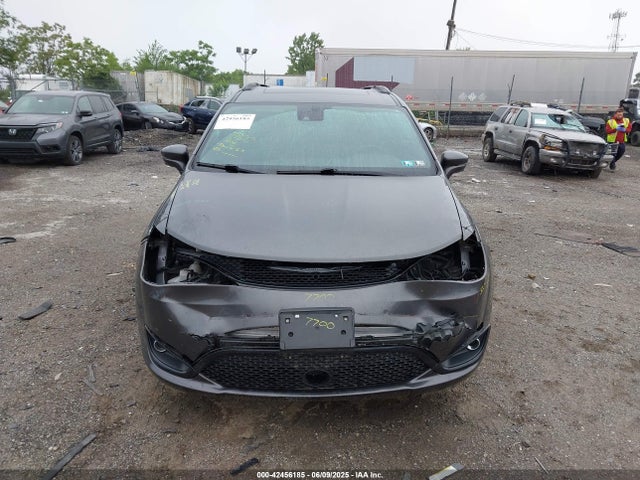 2C4RC1GG2JR351264 Chrysler 2018