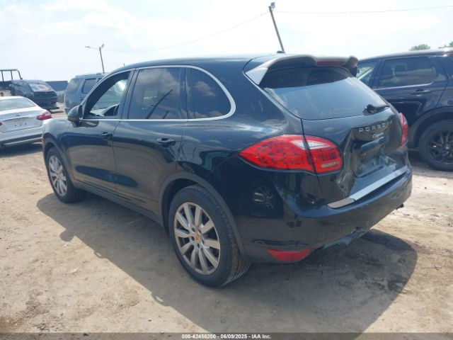 2014 PORSCHE CAYENNE WP1AA2A21ELA09887 Photo 2