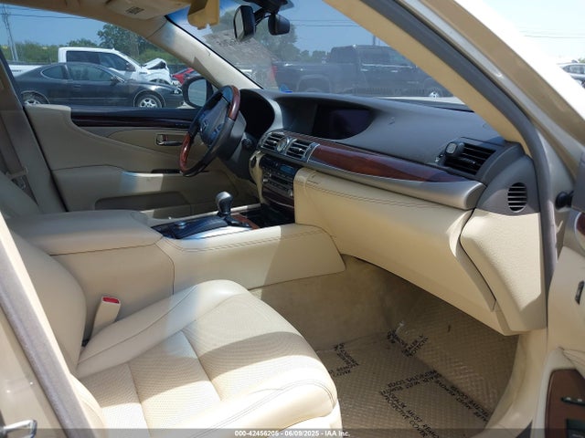 Lexus 2ur-fse + 1km 2014 JTHGL5EF8E5053392 Image 5
