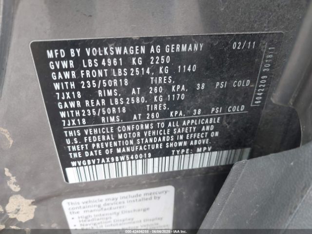 2011 VOLKSWAGEN TIGUAN WVGBV7AX9BW540019 Photo 8