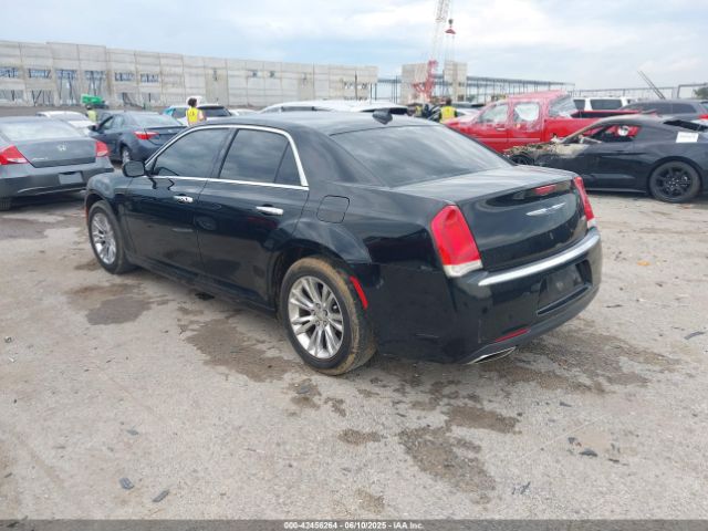 2019 CHRYSLER 300 2C3CCAAG6KH610400 Photo 2