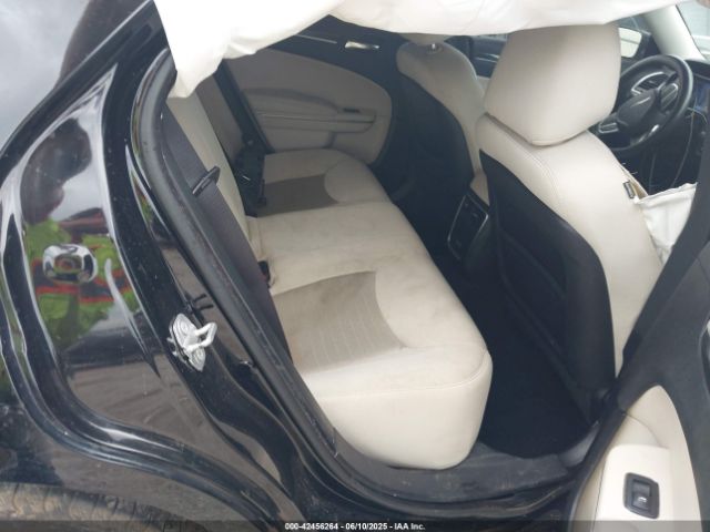 2019 CHRYSLER 300 2C3CCAAG6KH610400 Photo 7