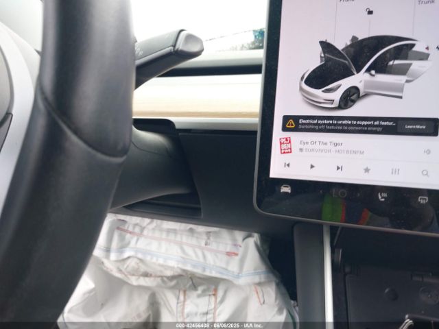 5YJ3E1EA3LF659136 Tesla 2020