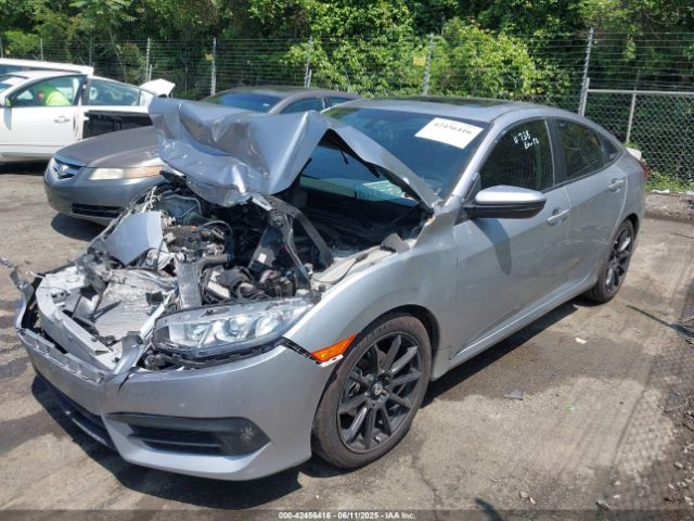 2018 HONDA CIVIC 2HGFC2F78JH551373 Photo 1