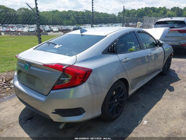 2018 HONDA CIVIC 2HGFC2F78JH551373 Photo 3
