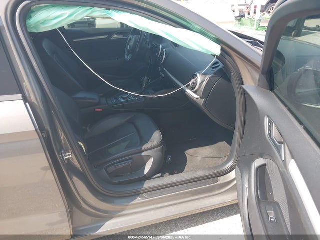 2016 AUDI A3 WAUA7GFF0G1065436 Photo 4