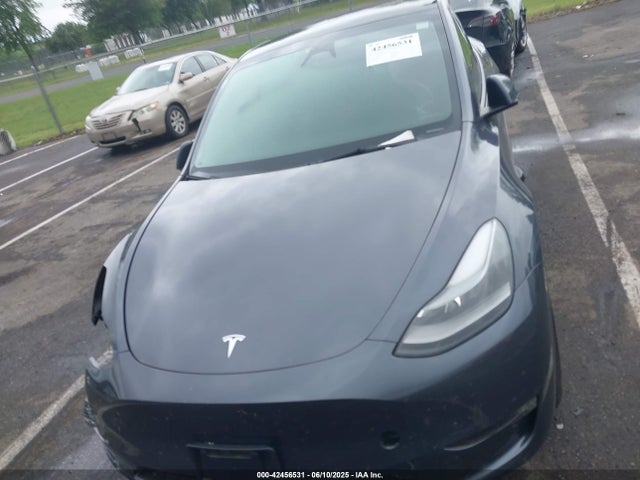 2023 TESLA MODEL Y 7SAYGDEE1PF879016 Photo 9