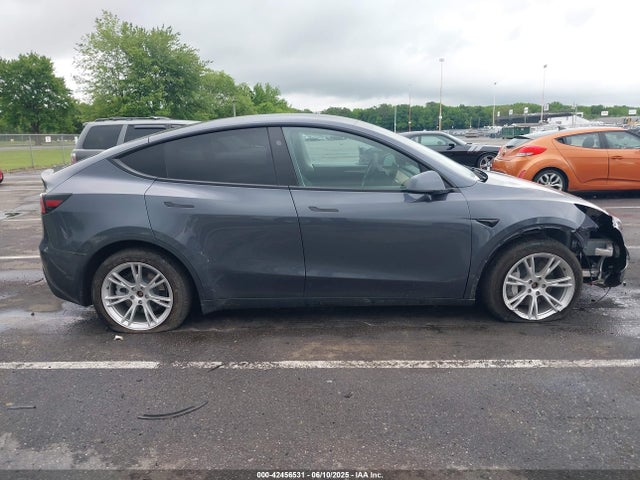 7SAYGDEE1PF879016 Tesla 2023
