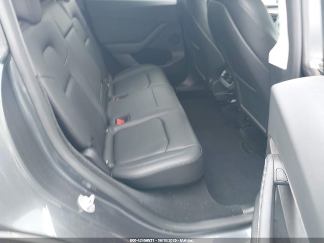 2023 TESLA MODEL Y 7SAYGDEE1PF879016 Photo 7
