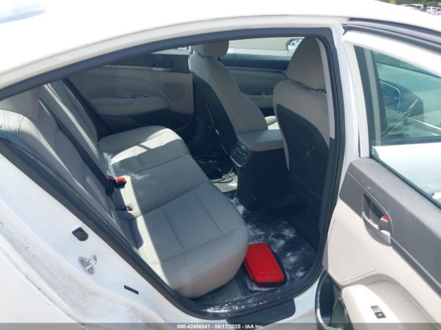 5NPD74LF5HH143271 Hyundai Elantra