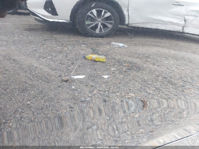JN1EV7ARXHM835950 Infiniti Q50