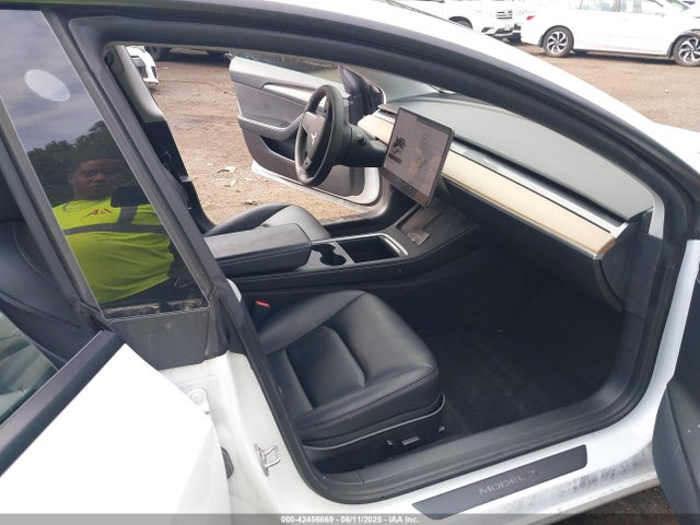 2021 TESLA MODEL 3 5YJ3E1EA4MF043432 Photo 4