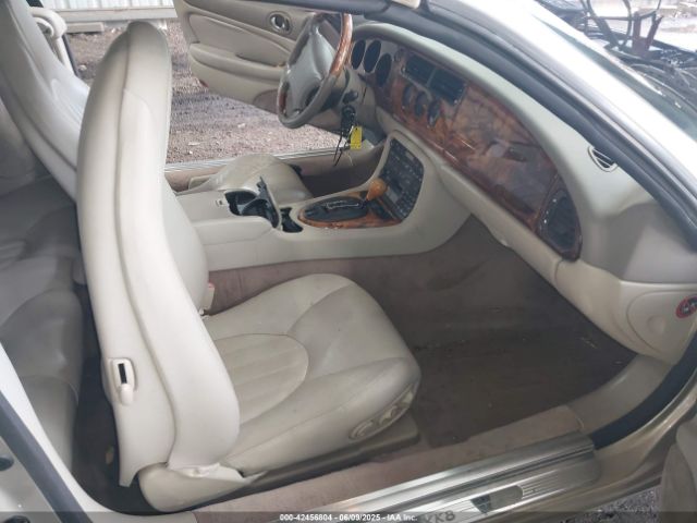 1998 JAGUAR XK8 SAJGX224XWC019590 Photo 4