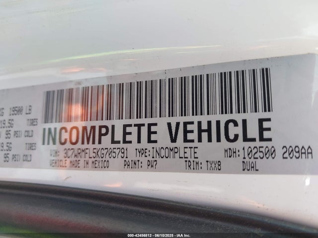 RAM 2019 2019 3C7WRMFL5KG705791 Image 8