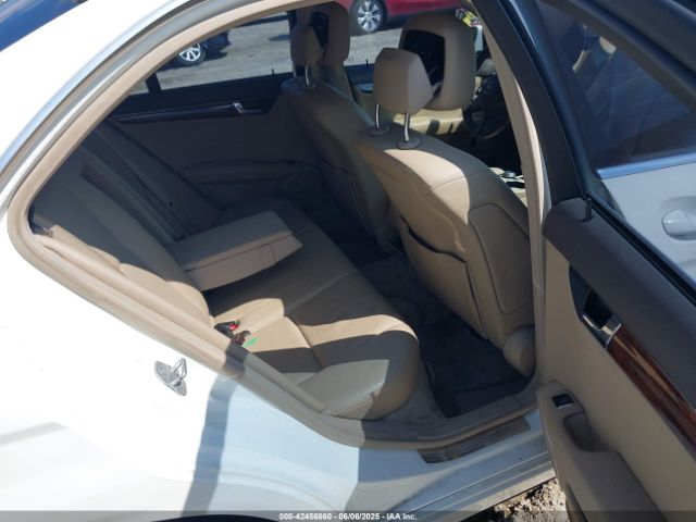 2011 MERCEDES-BENZ C 300 WDDGF8BB9BR165303 Photo 7