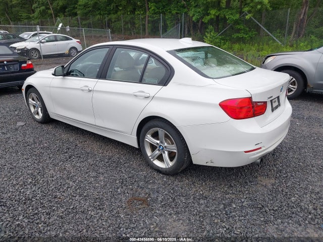 WBA3C3C53EK200294 BMW 320i Xdrive