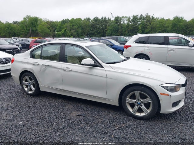 WBA3C3C53EK200294 BMW 320i Xdrive