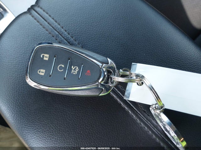 1G1ZD5ST6PF180200 Chevrolet lfv