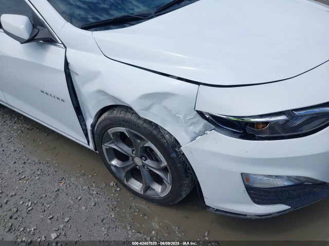 1G1ZD5ST6PF180200 Chevrolet lfv