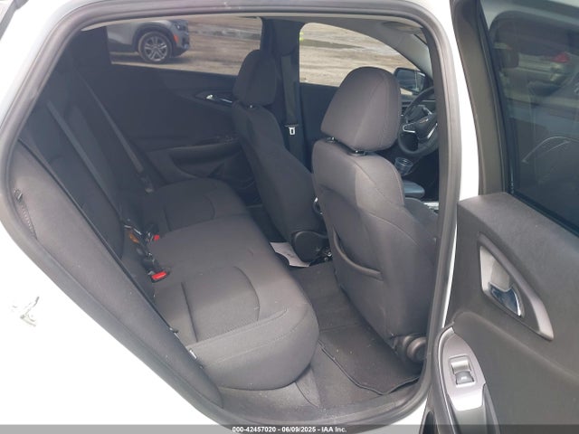 1G1ZD5ST6PF180200 Chevrolet lfv