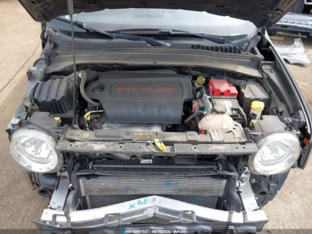 2019 JEEP RENEGADE ZACNJBBB7KPK46146 Photo 9