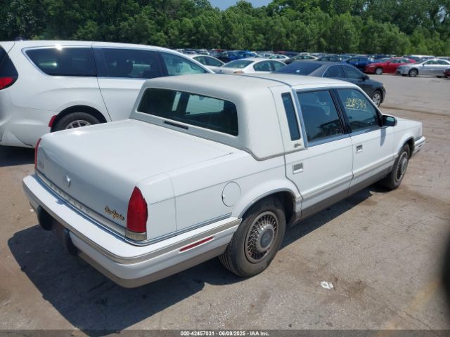 1993 CHRYSLER NEW YORKER 1C3XV66LXPD158485 Photo 3