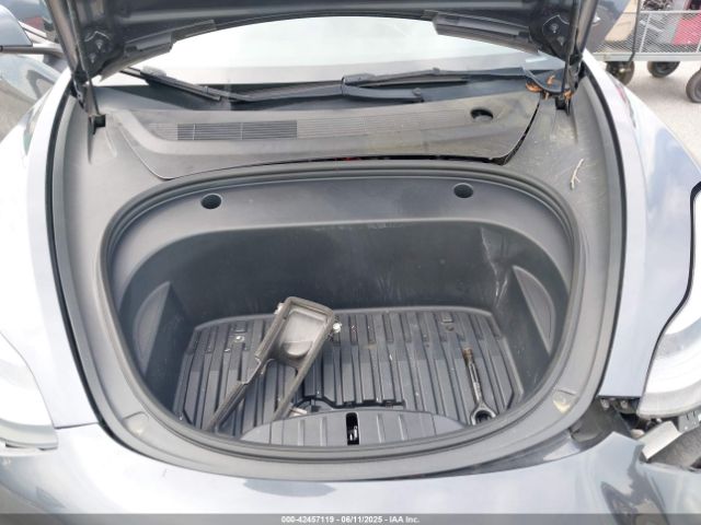 2023 TESLA MODEL 3 5YJ3E1EA1PF449575 Photo 9