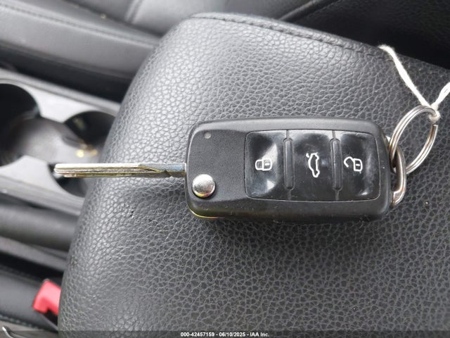 3VWD07AJ7EM239807 Volkswagen 2014
