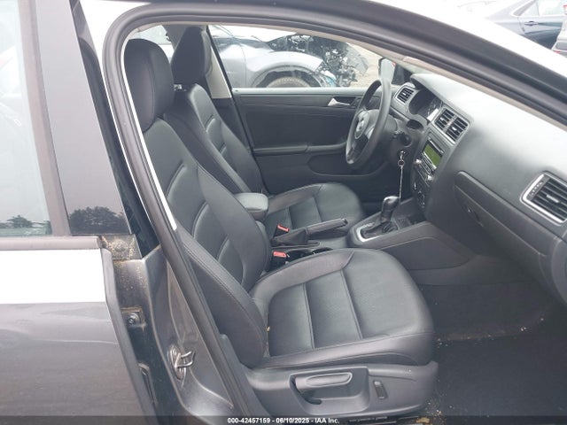 3VWD07AJ7EM239807 Volkswagen 2014