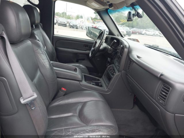 2004 CHEVROLET AVALANCHE 1500 3GNEK12T94G216824 Photo 4