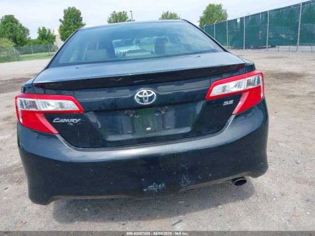 4T1BF1FK3EU331155 Toyota CAMRY SE