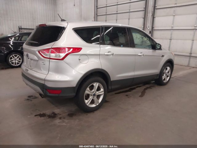 1FMCU9G98FUB81310 Ford ESCAPE SE