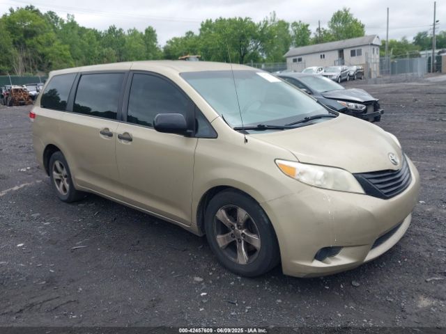 2014 TOYOTA SIENNA 5TDZK3DC2ES522589