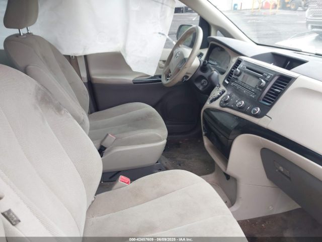 2014 TOYOTA SIENNA 5TDZK3DC2ES522589 Photo 4